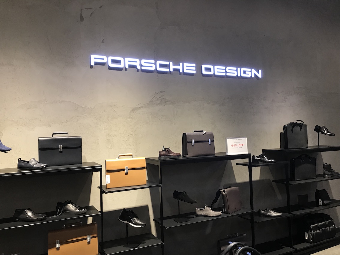 Porsche Design Schriftzug in Vollacryl 30 mm