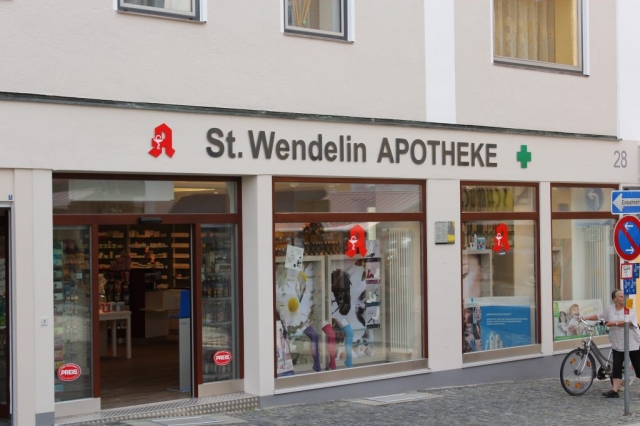 Apotheke graue Leuchtbuchstaben vom hersteller